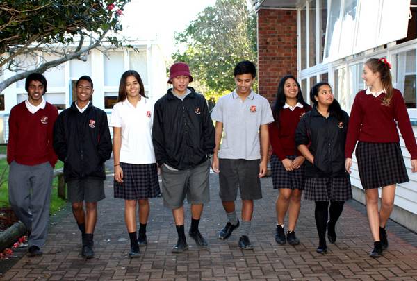Education bosses want gender-neutral uniforms in NZ schools