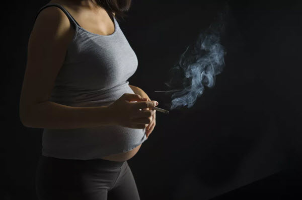 Marijuana use while pregnant boosts risk of children’s sleep problems