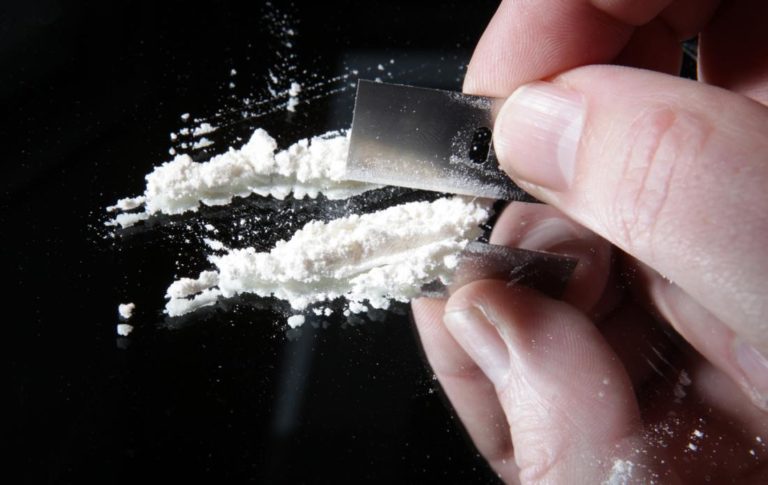 Colombian senate debates plan to regulate cocaine